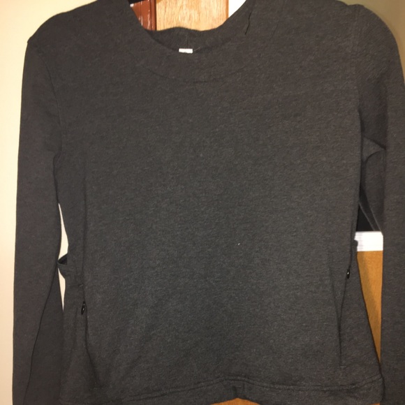 Heather gray Lululemon crewneck with open back - Picture 3 of 8